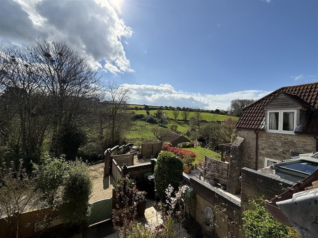 Property photo 2 of 22 2.Jpeg