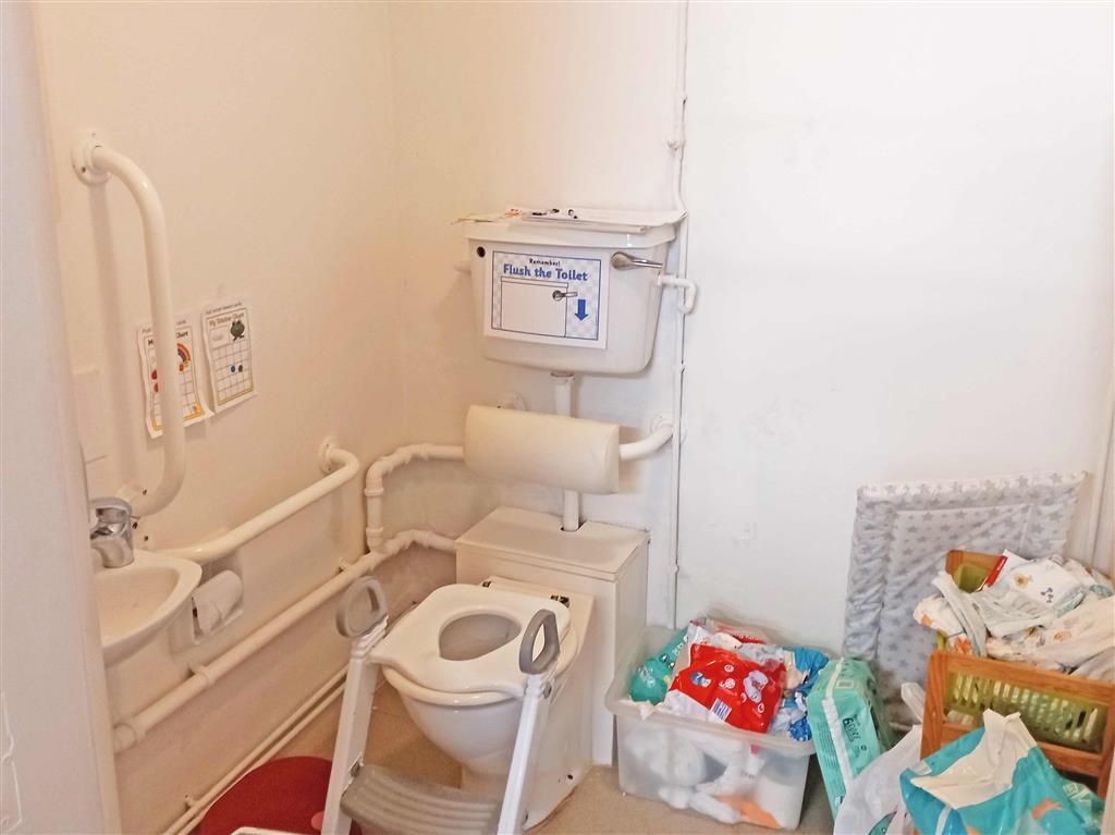 Property photo 3 of 6