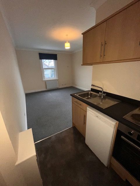 Property photo 2 of 6 Studio