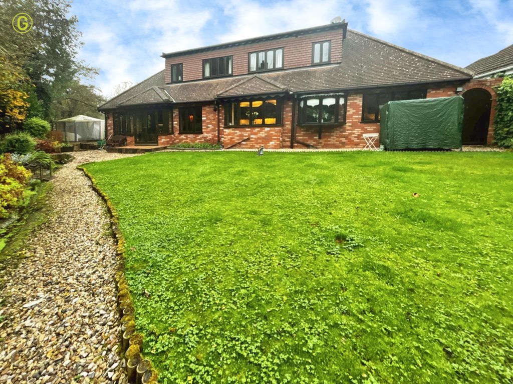 Property photo 3 of 34