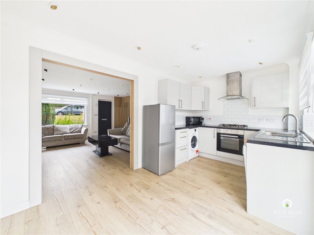 Property photo 3 of 11 Picture No. 09