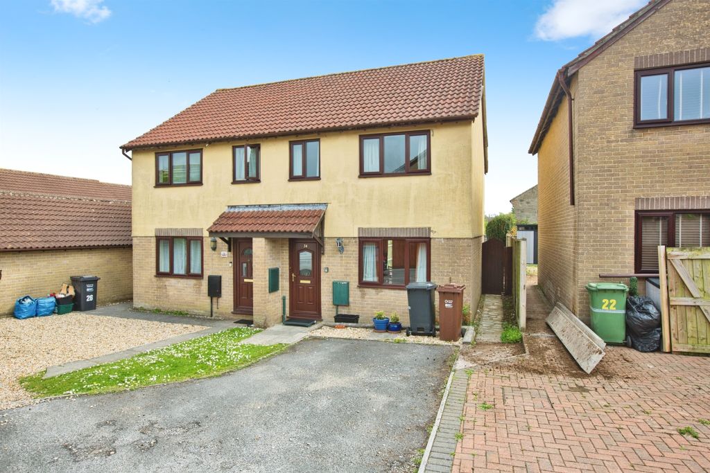 Property photo 1 of 17