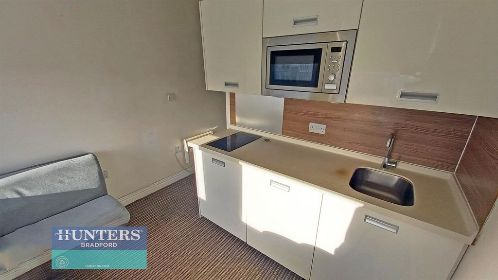 Property photo 3 of 15 O.Jpg