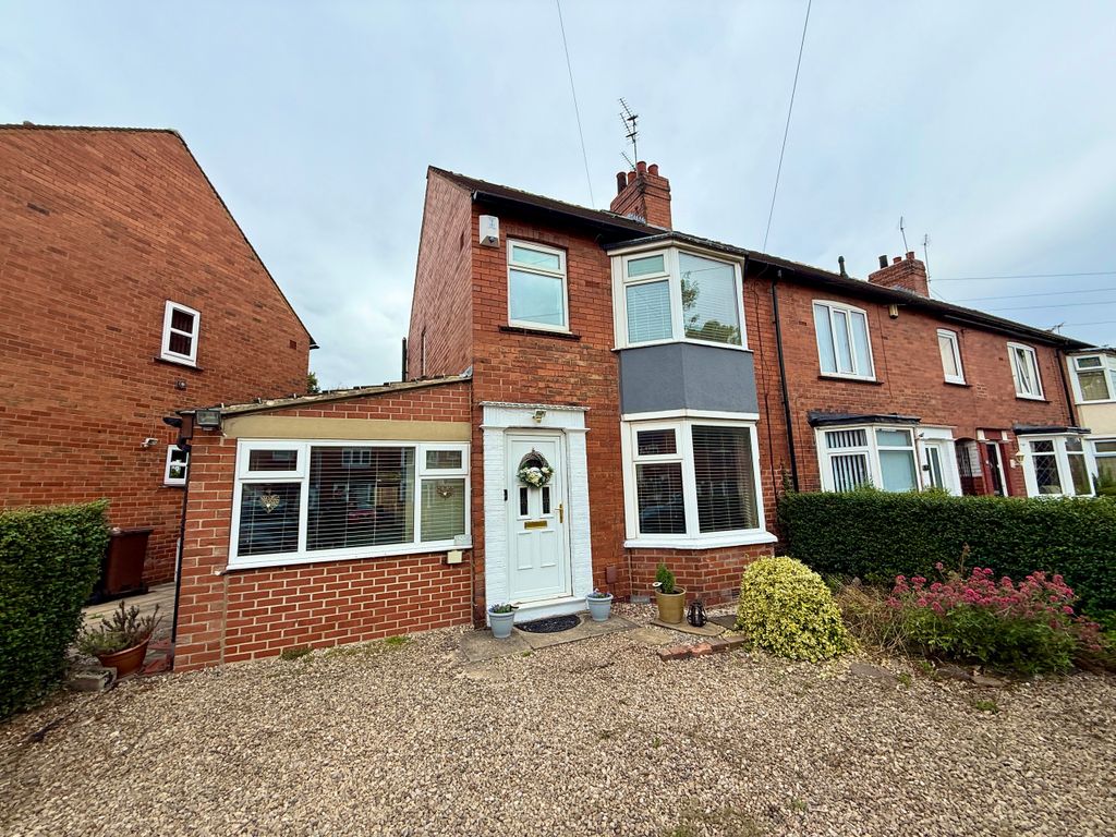 Property photo 1 of 16 External
