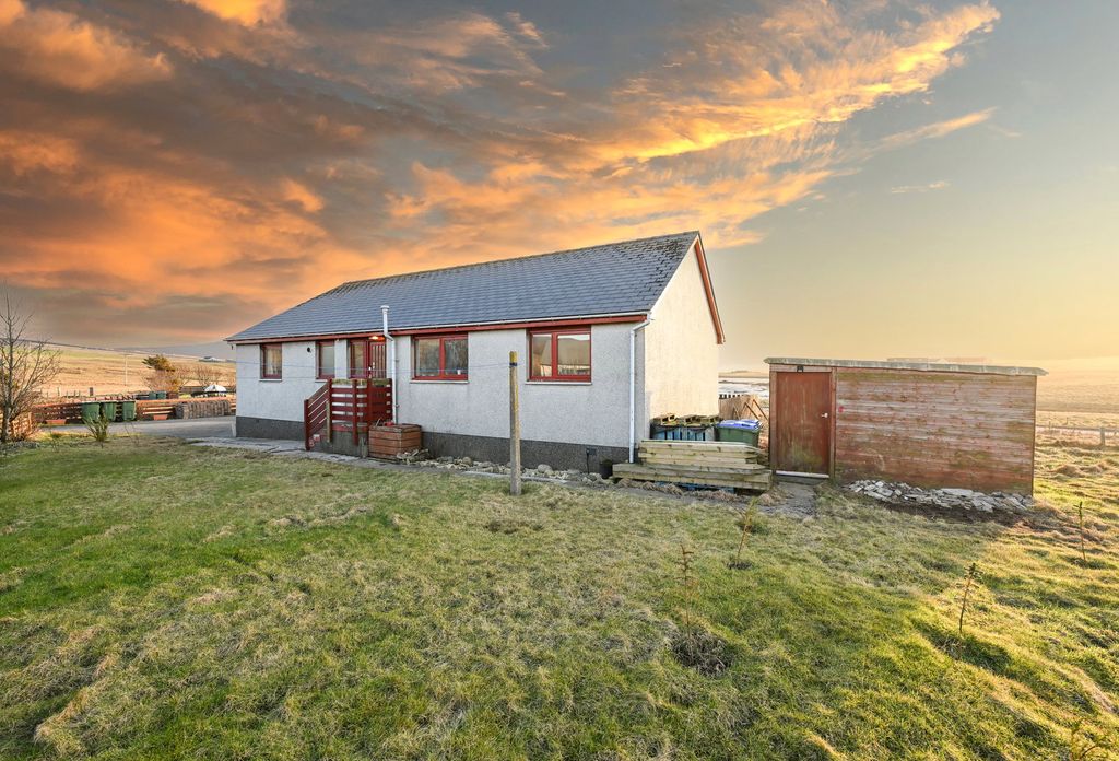 Property photo 2 of 50