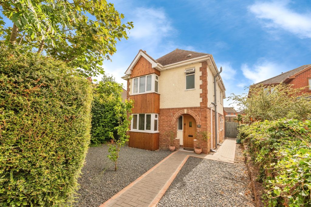 Property photo 1 of 19