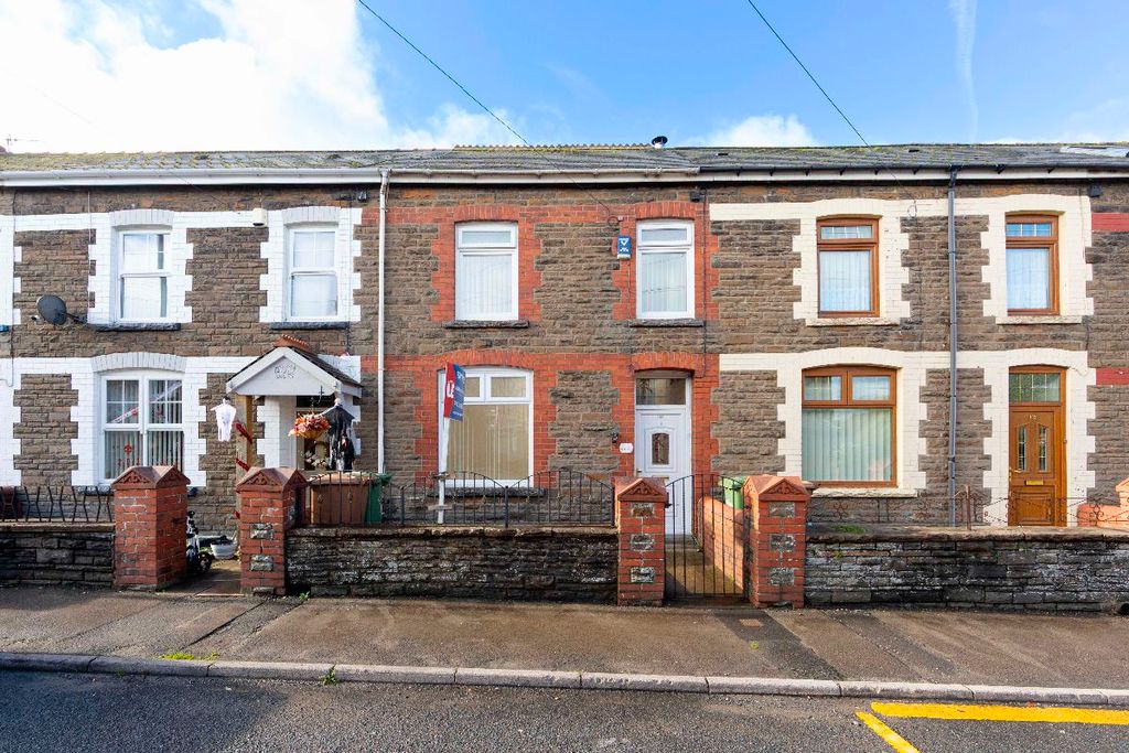 Property photo 1 of 36