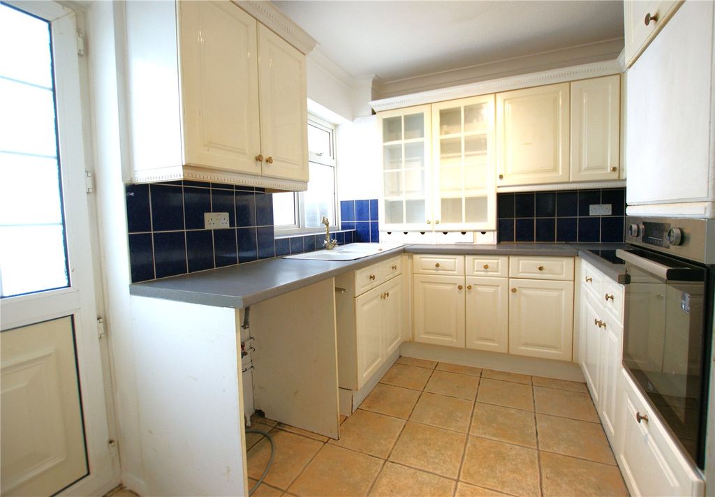 Property photo 3 of 8 Picture No. 08