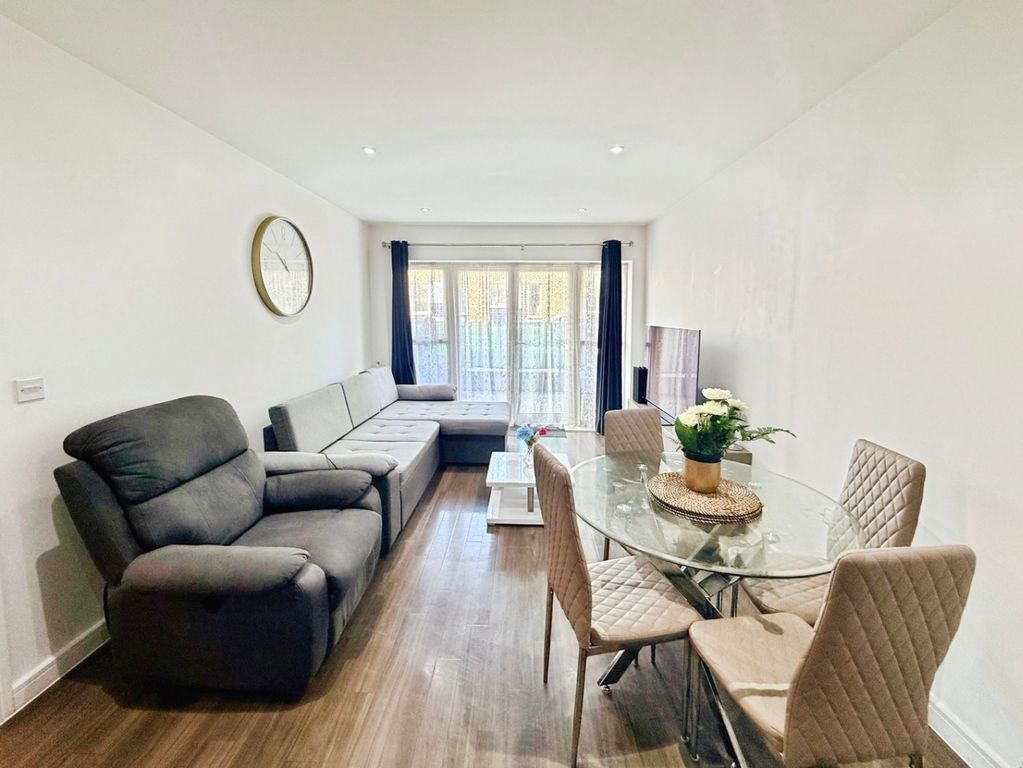 Property photo 1 of 12 5266660