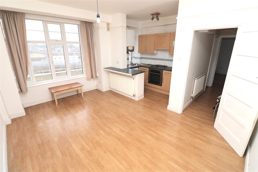 Property photo 2 of 9 Img_0738.Jpg