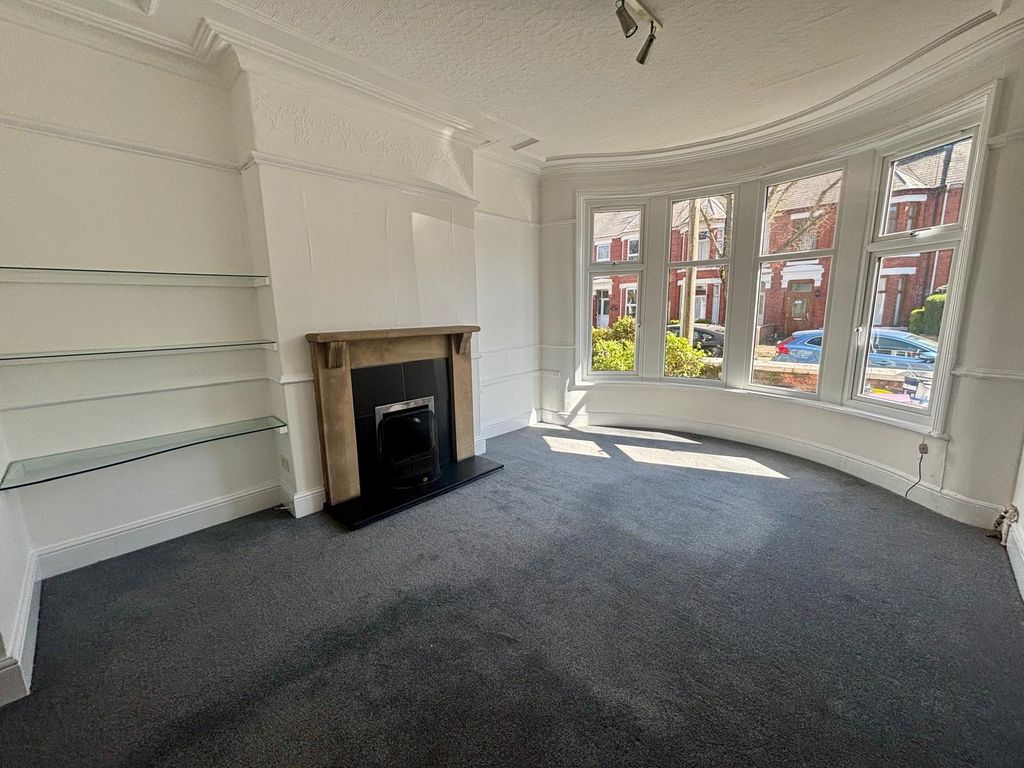 Property photo 3 of 15 Gallery