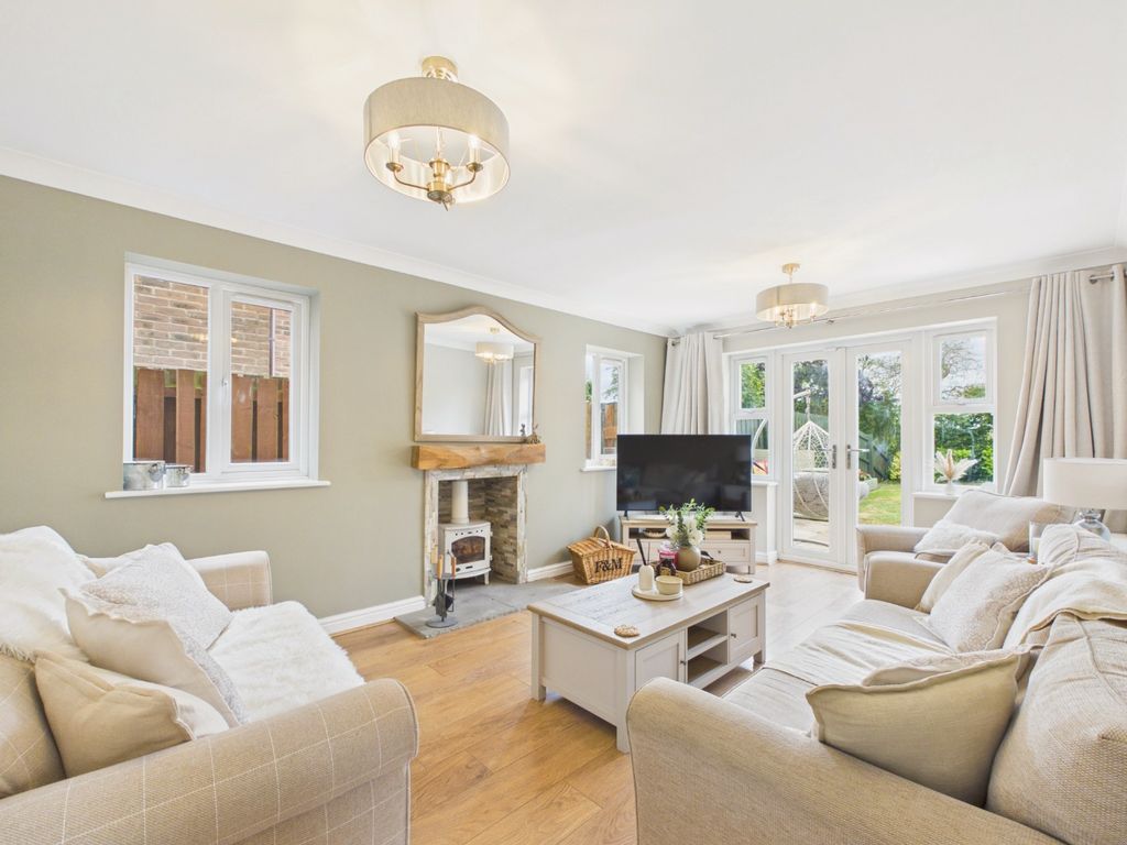 Property photo 2 of 25 5307145