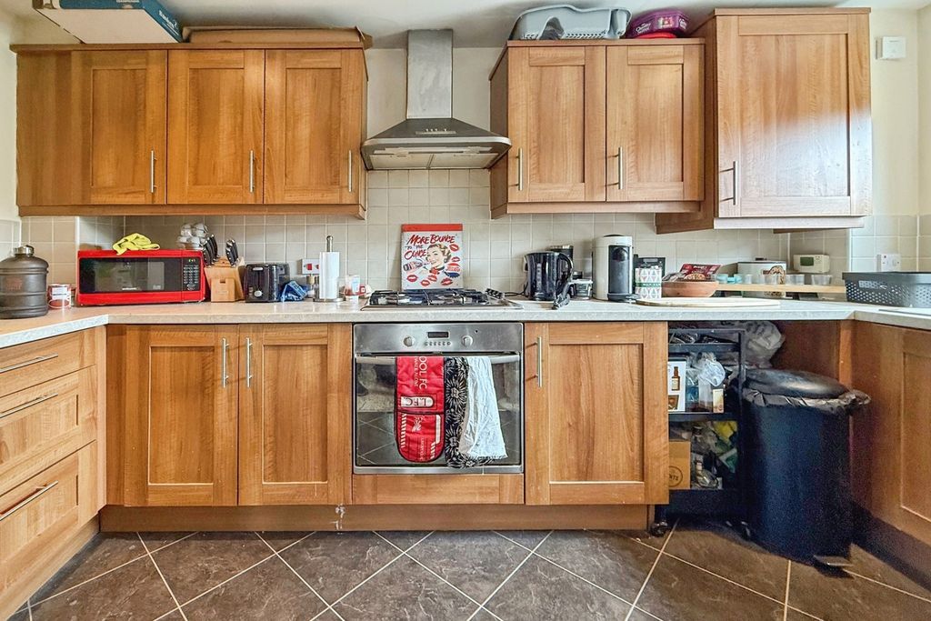 Property photo 3 of 12 Photo