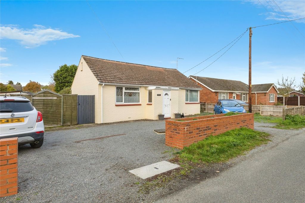 Property photo 1 of 23 Picture No. 04