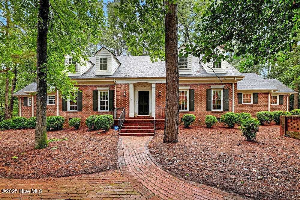 Property photo 1 of 31