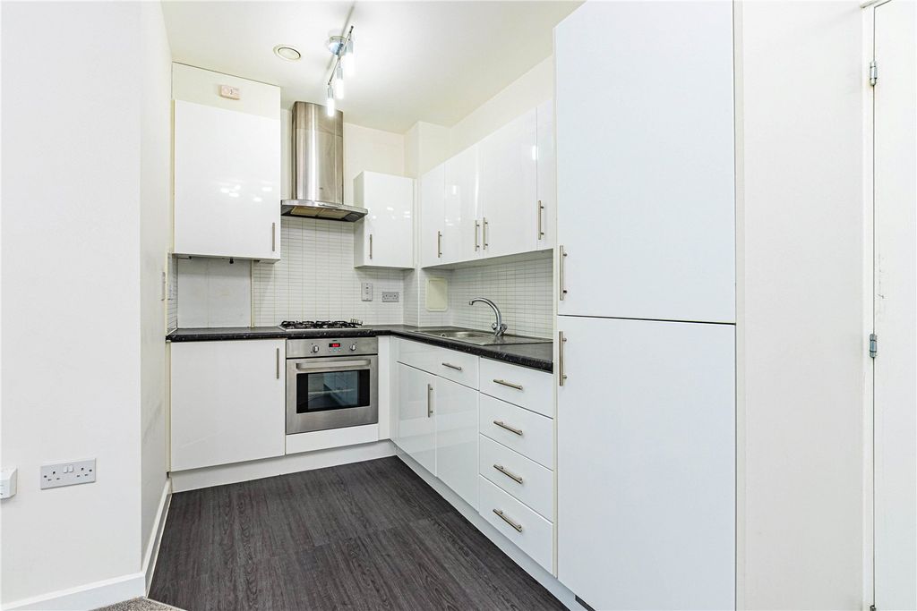 Property photo 2 of 10 Picture No. 03