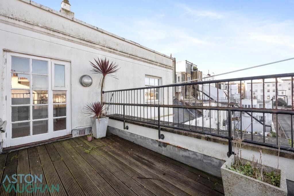 Property photo 3 of 29 4531773