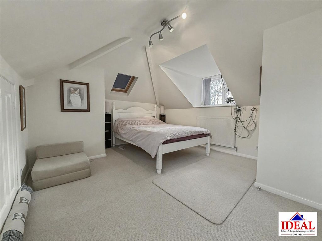 Additional image 25 of 5 bed detached bungalow for saleWilsic Road, Wilsic, Doncaster DN11