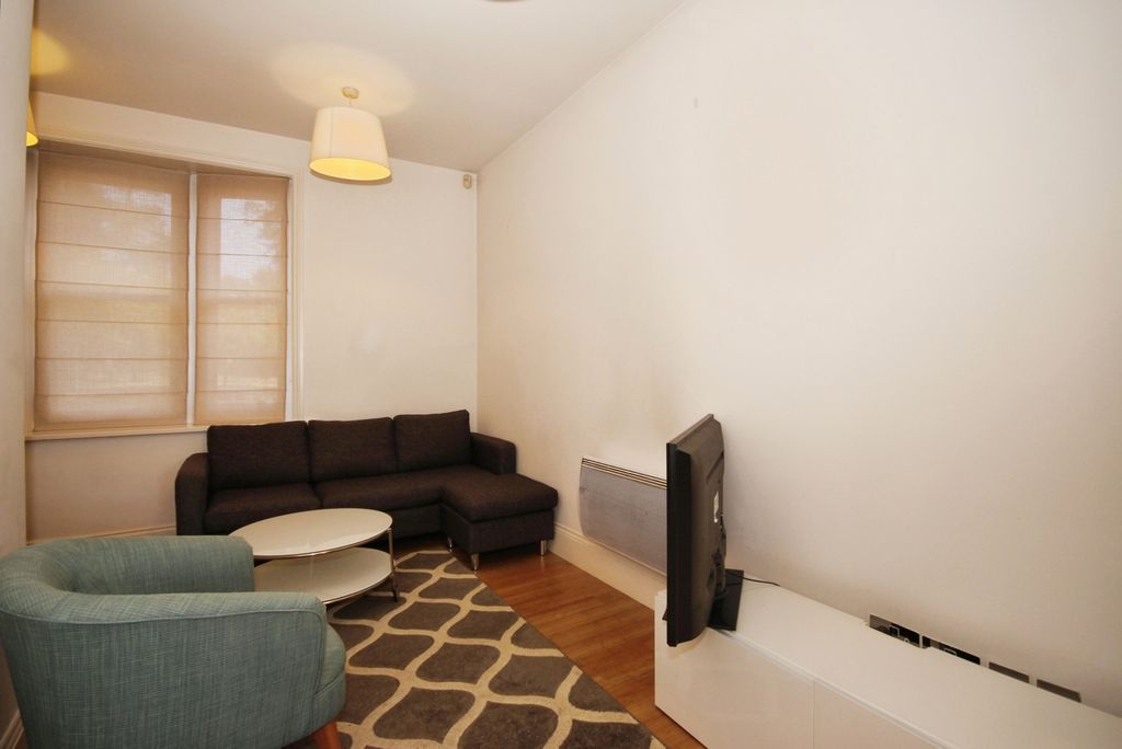 Property photo 3 of 13 Pbox-Img.Jpg