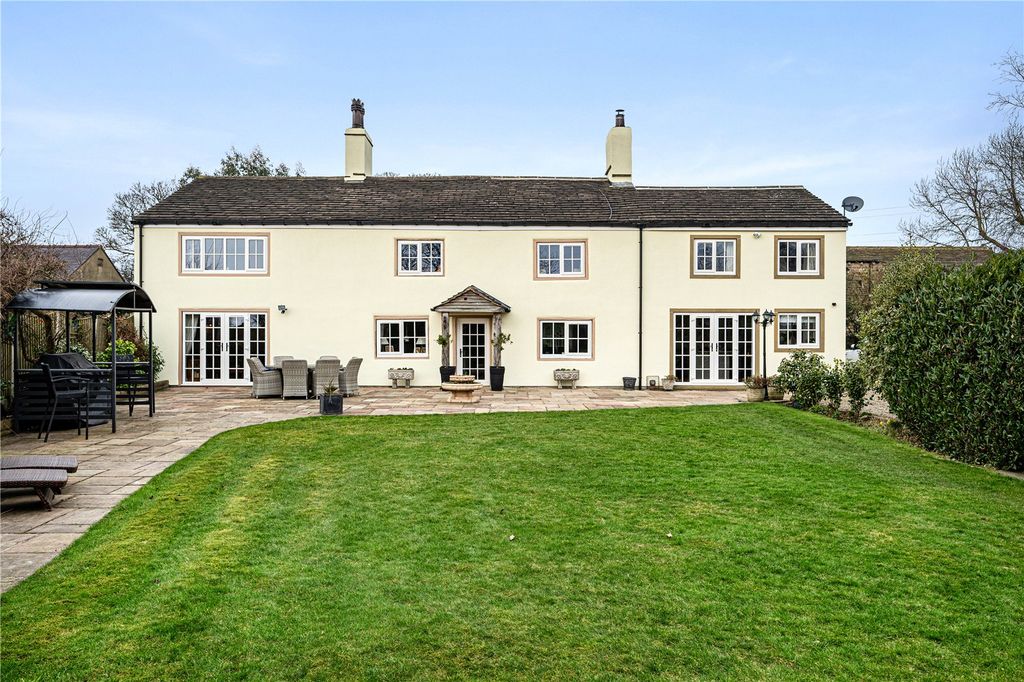 Property photo 1 of 20 Front External