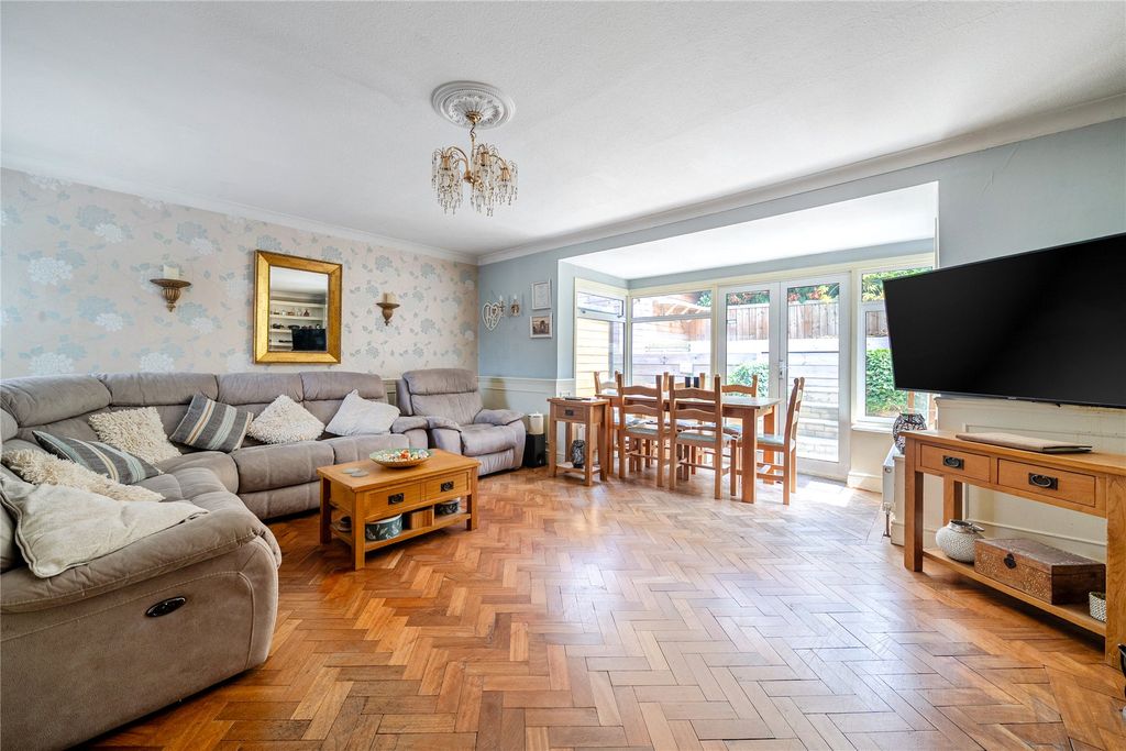 Property photo 2 of 19 Picture No. 10