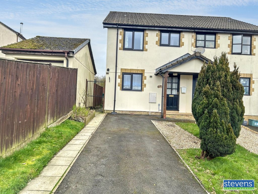 Property photo 1 of 13 Image00001