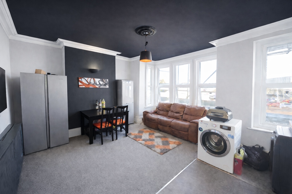 Property photo 3 of 8 Reception Room