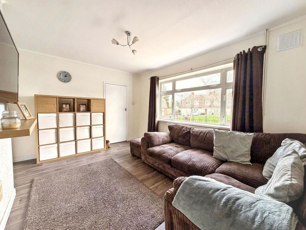 Property photo 3 of 20