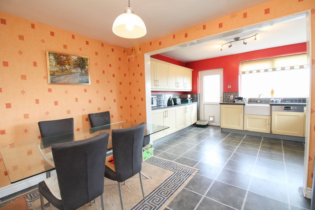 Additional image 4 of 2 bed semi-detached bungalow for saleBrinkburn Close, Hanover Estate NE21