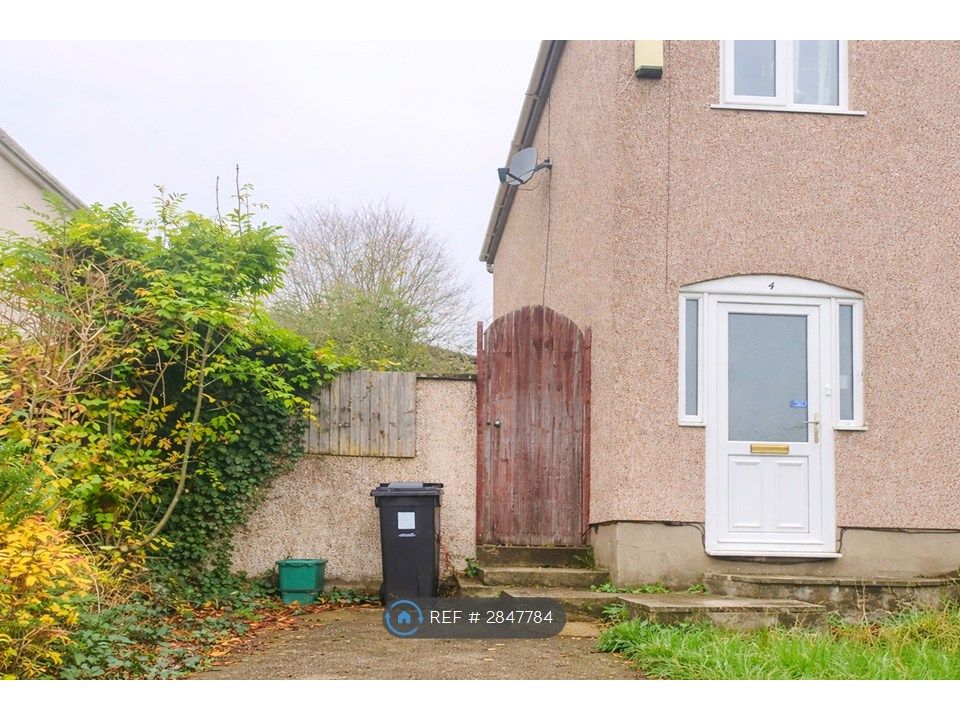 Property photo 2 of 9