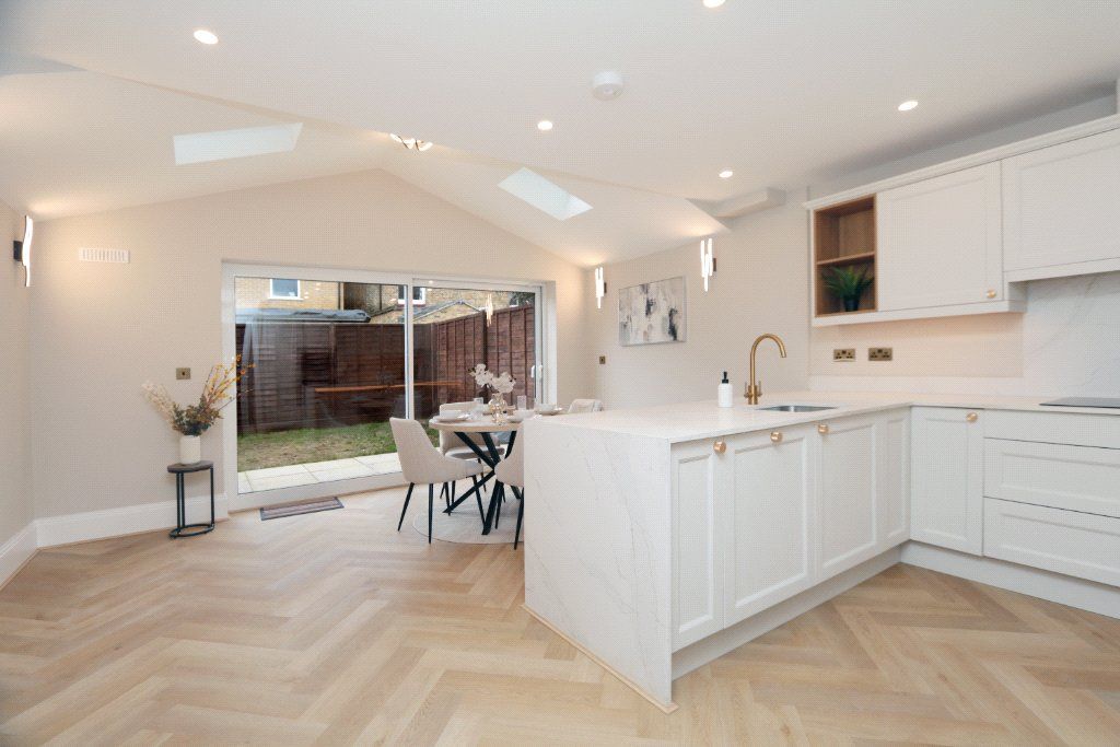 Property photo 2 of 15 Picture No. 41