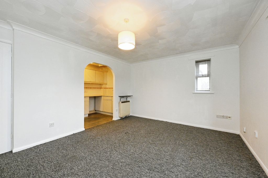 Property photo 2 of 17 Photography