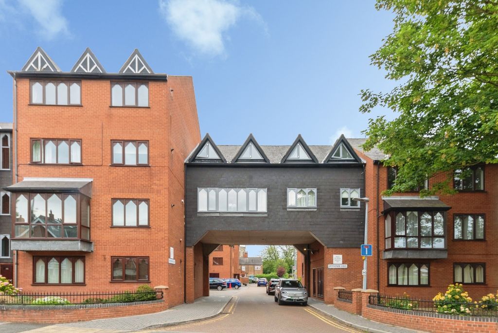 Additional image 20 of 2 bed flat for saleGrosvenor Crescent, Grimsby, Lincolnshire DN32