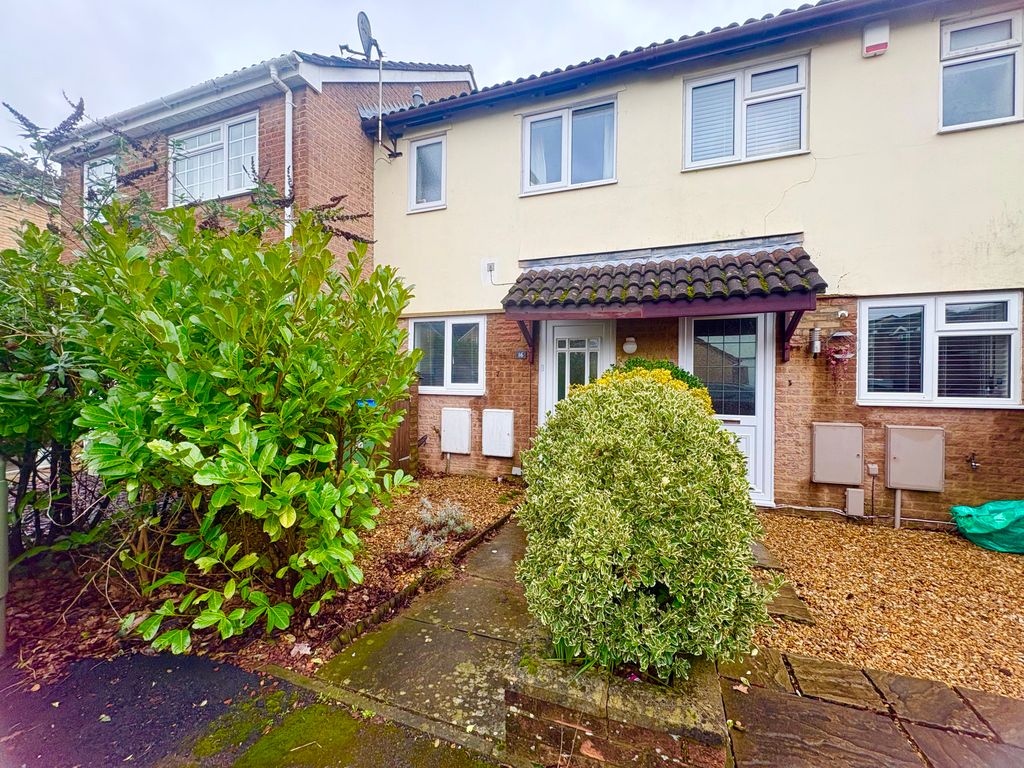 Property photo 1 of 11 Front