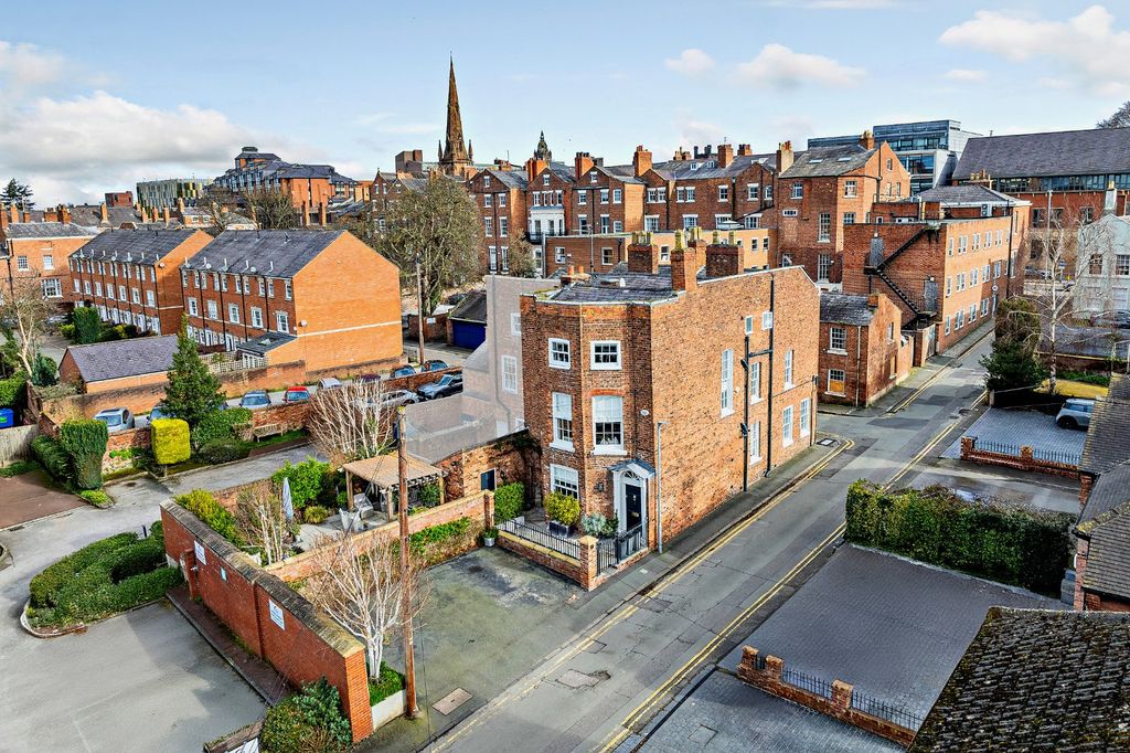 Property photo 1 of 17 Picture No. 18