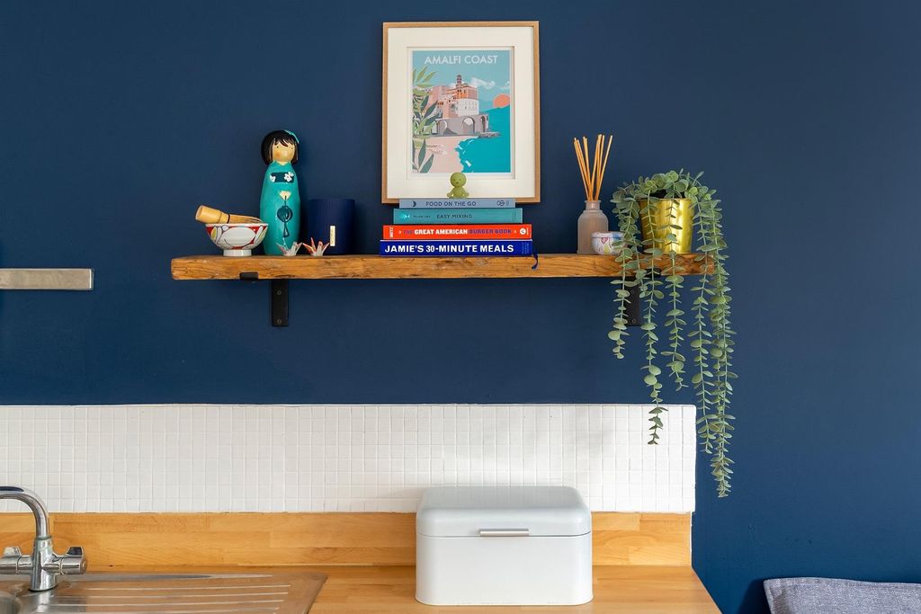 Property photo 3 of 29 1W6R3MD - Reception D.Jpg