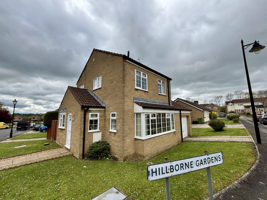 Property photo 1 of 12