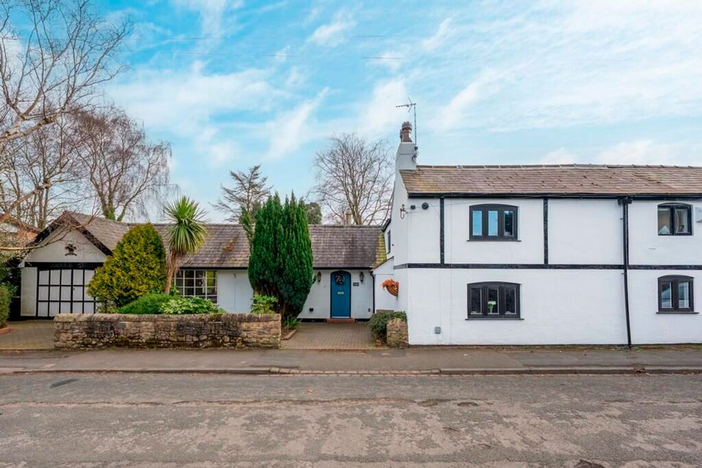 Property photo 3 of 41