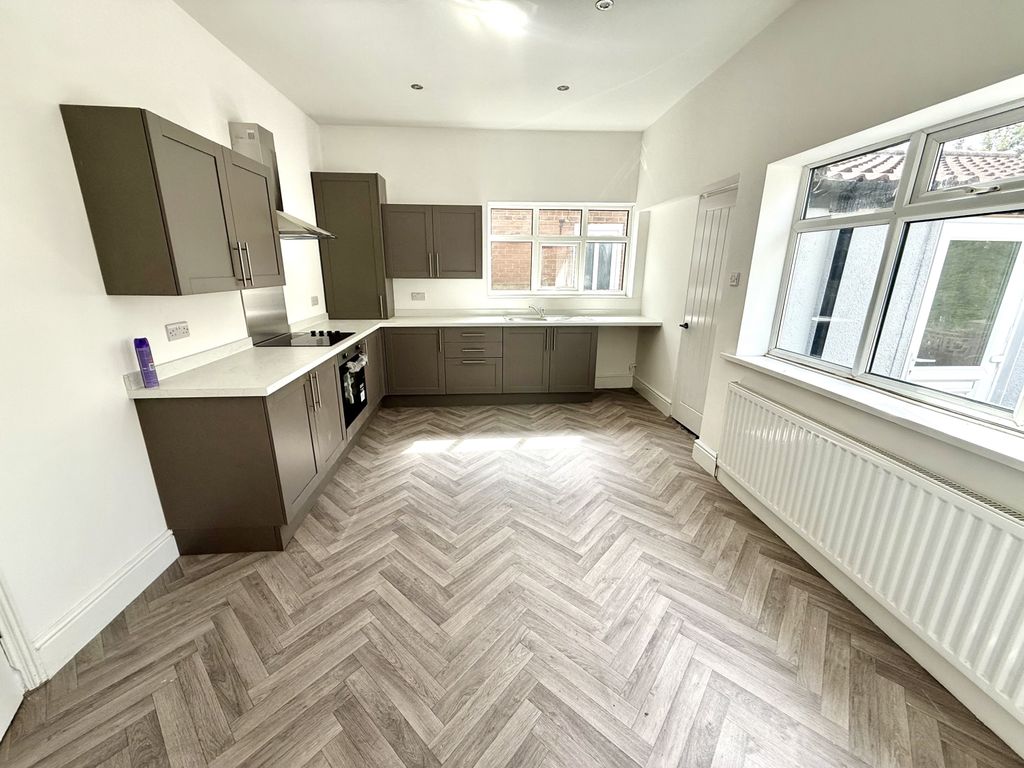 Property photo 3 of 13 Img_0072