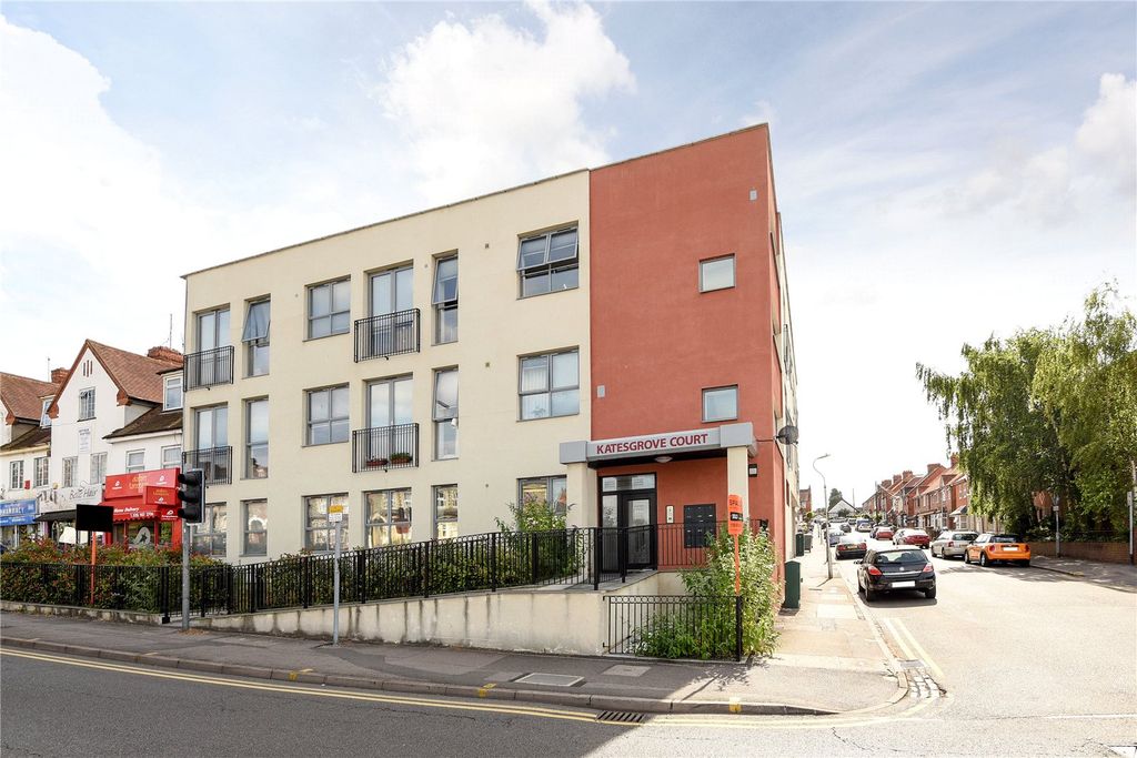 Property photo 2 of 7 Front