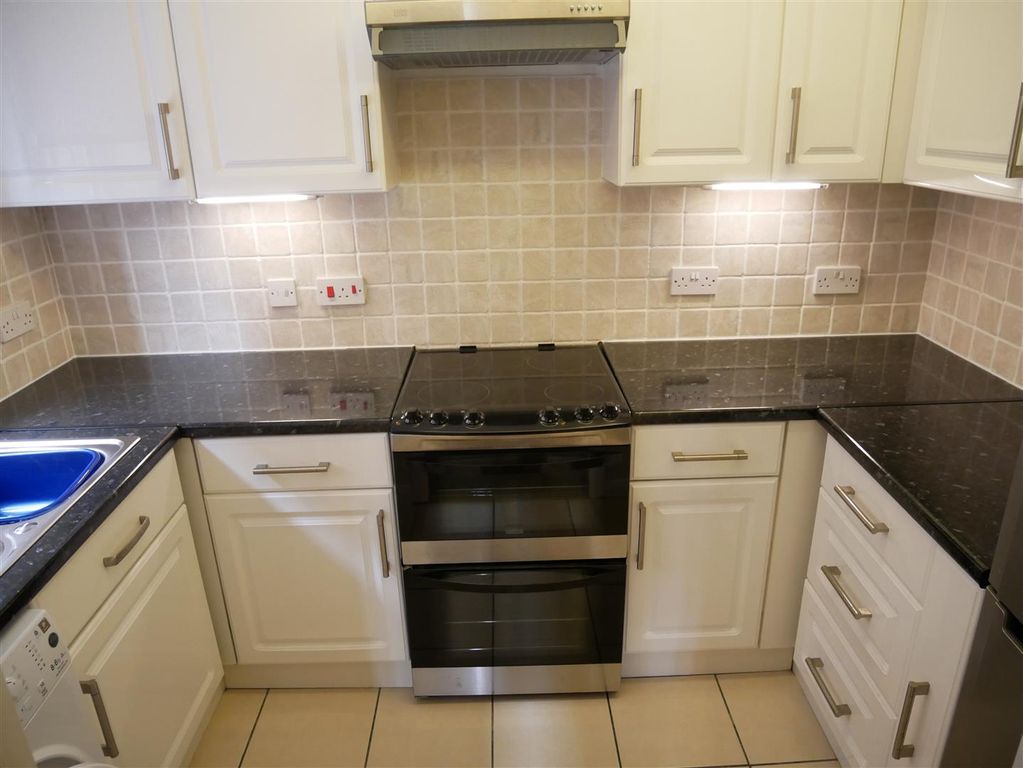 Property photo 3 of 5