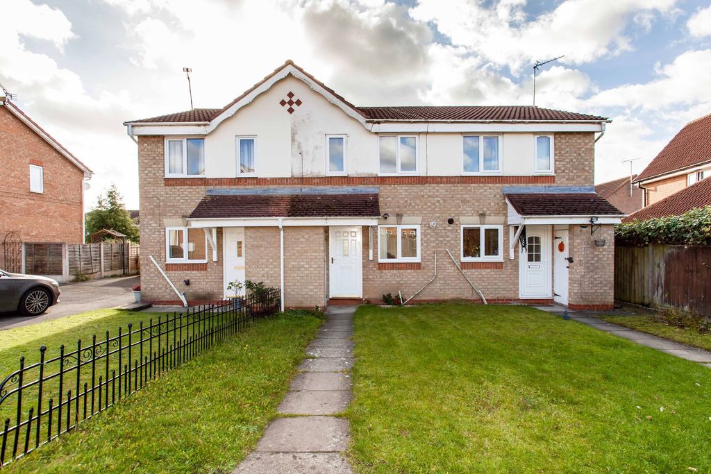 Property photo 1 of 12