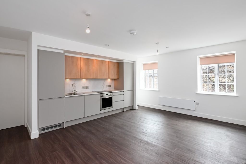 Property photo 2 of 13 Picture No. 19