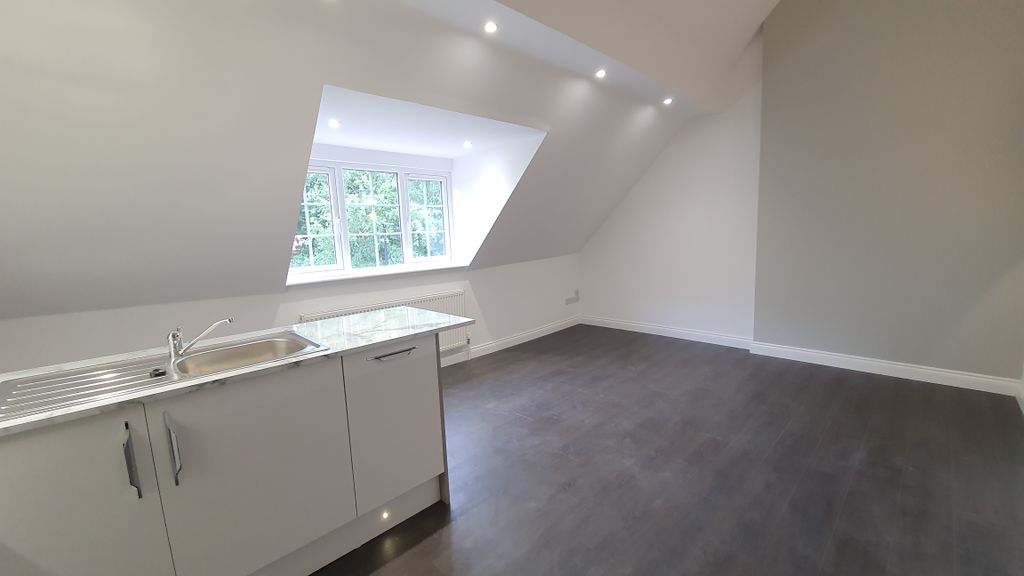 Property photo 2 of 8 Liv 1