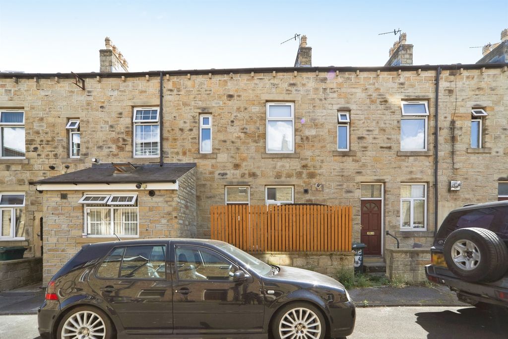 Property photo 2 of 13