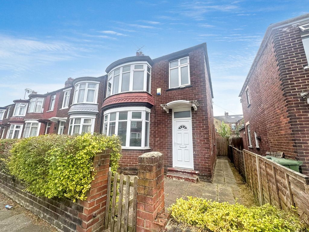 Property photo 1 of 11
