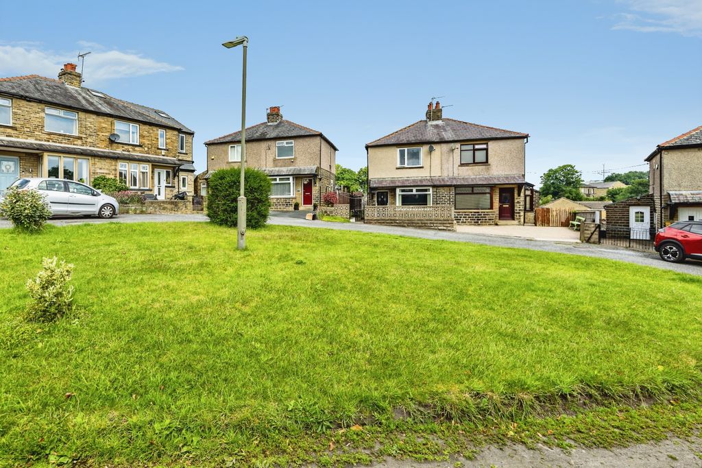 Property photo 3 of 20 14Mlhalifax-160626-23