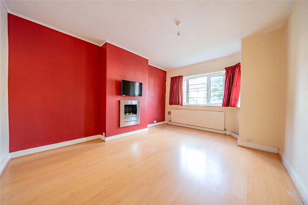 Property photo 2 of 12 Picture No. 09