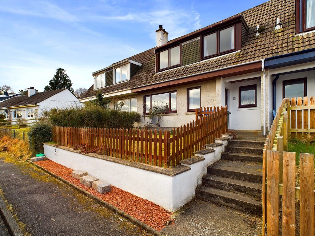 Property photo 1 of 20