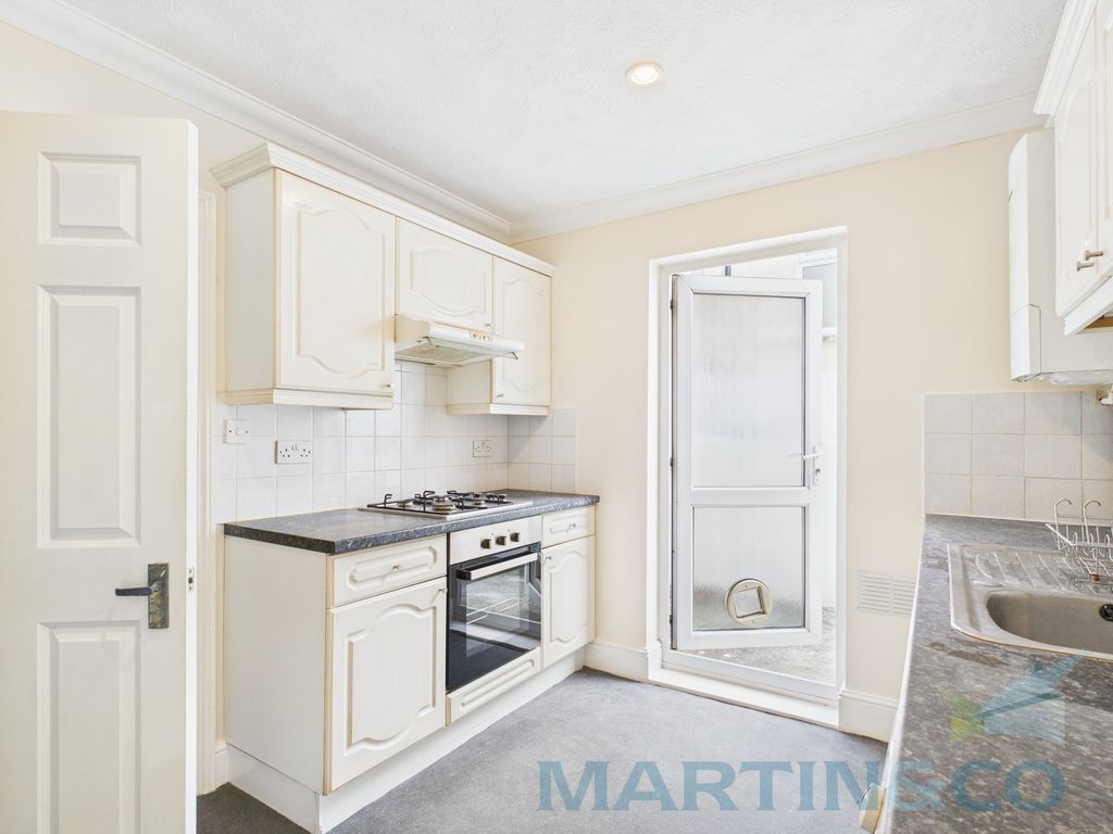 Property photo 1 of 15 Kitchen